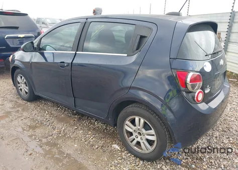 2015 Chevrolet Sonic Lt Auto z USA, uszkodzony, nr VIN 1G1JC6SH4F4129077